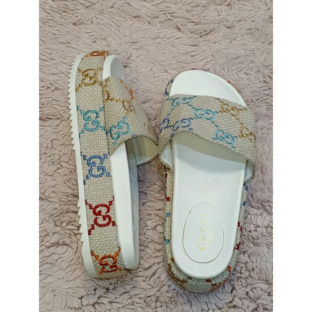 Gucci platform slide
